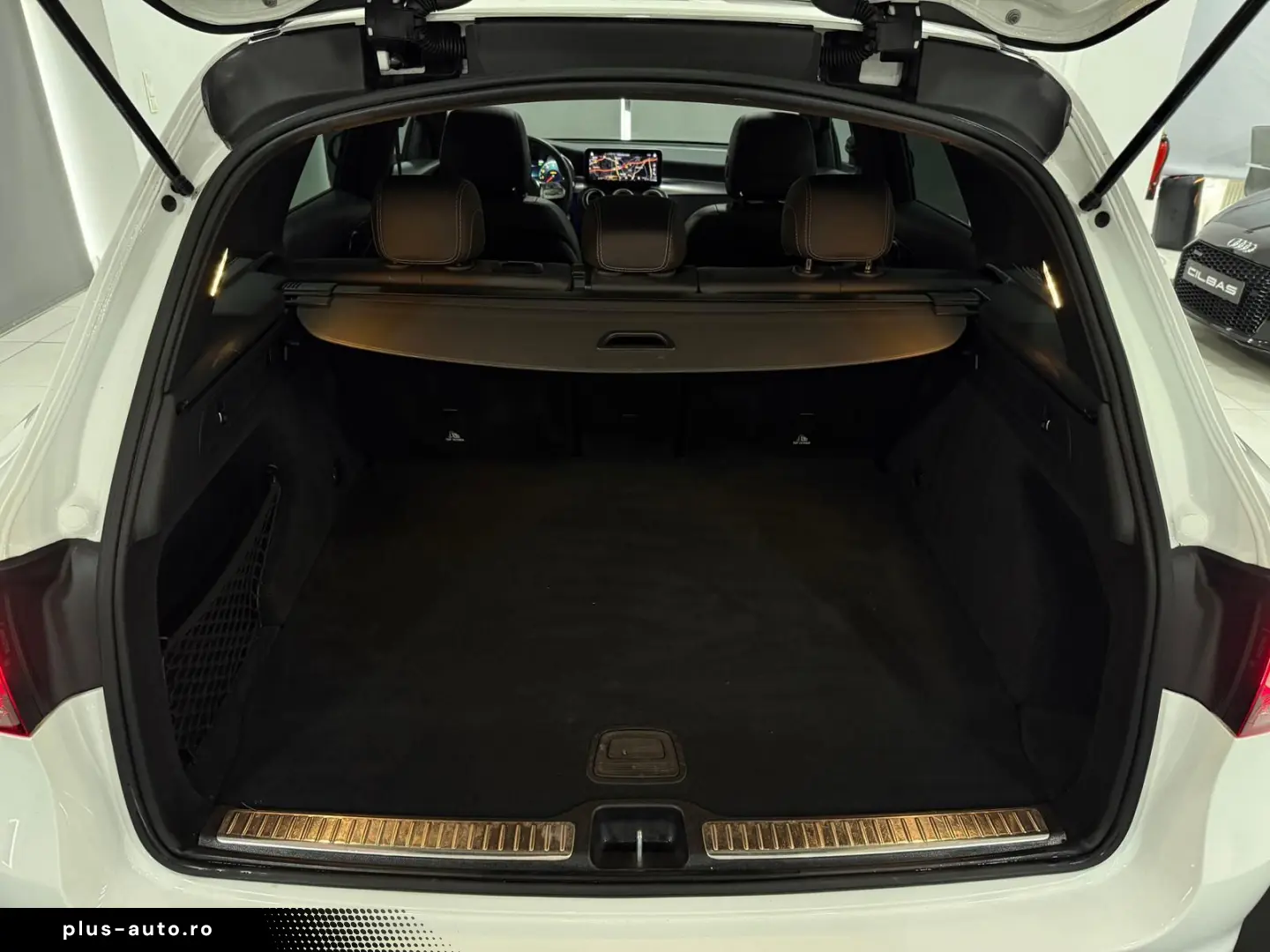MERCEDES-BENZ GLC 300 4M AMG-LINE PANO NIGHT DIGITAL&hellip;