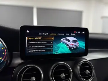 MERCEDES-BENZ GLC 300 4M AMG-LINE PANO NIGHT DIGITAL…