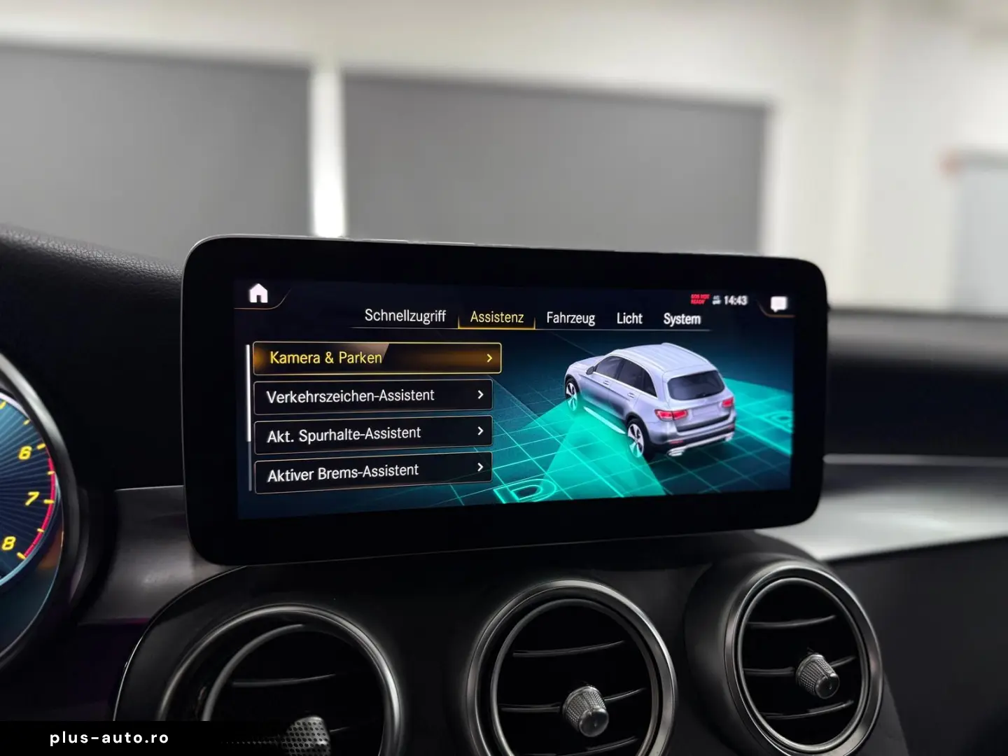 MERCEDES-BENZ GLC 300 4M AMG-LINE PANO NIGHT DIGITAL&hellip;