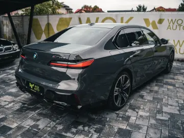 BMW M760 7 M760 e xDrive