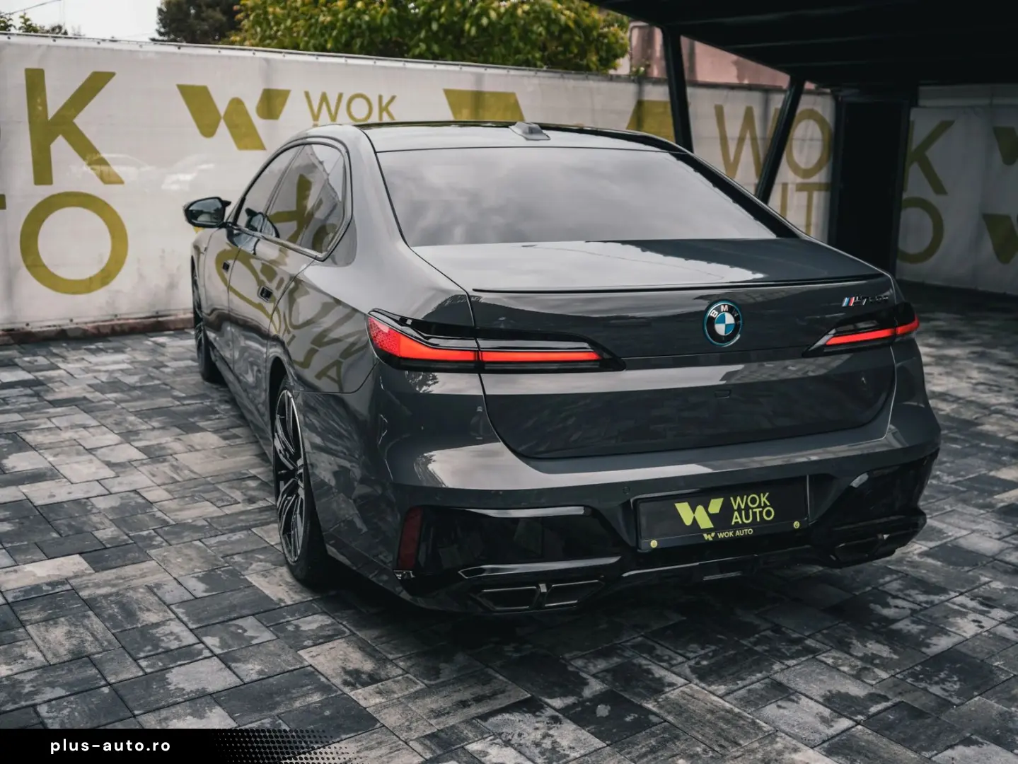 BMW M760 7 M760 e xDrive