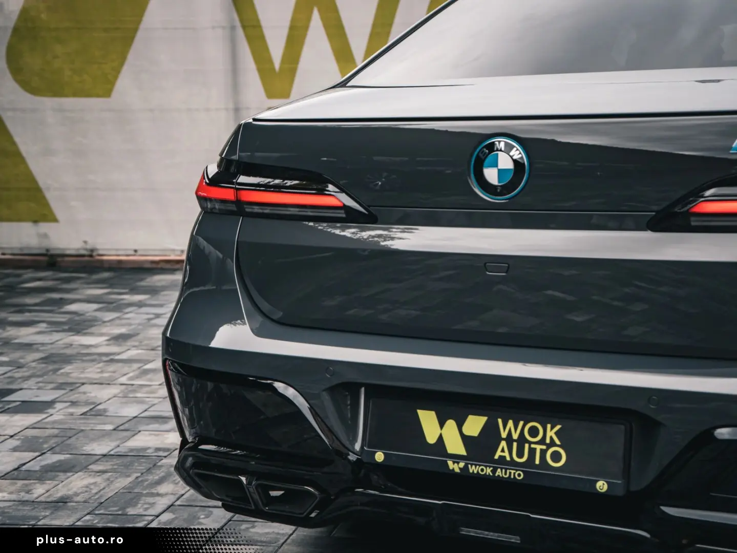 BMW M760 7 M760 e xDrive
