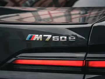 BMW M760 7 M760 e xDrive