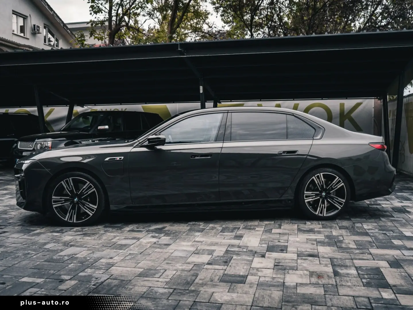 BMW M760 7 M760 e xDrive