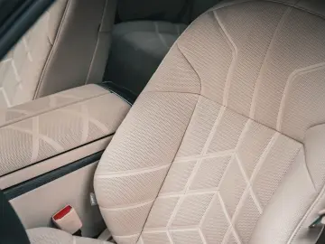 BMW M760 7 M760 e xDrive