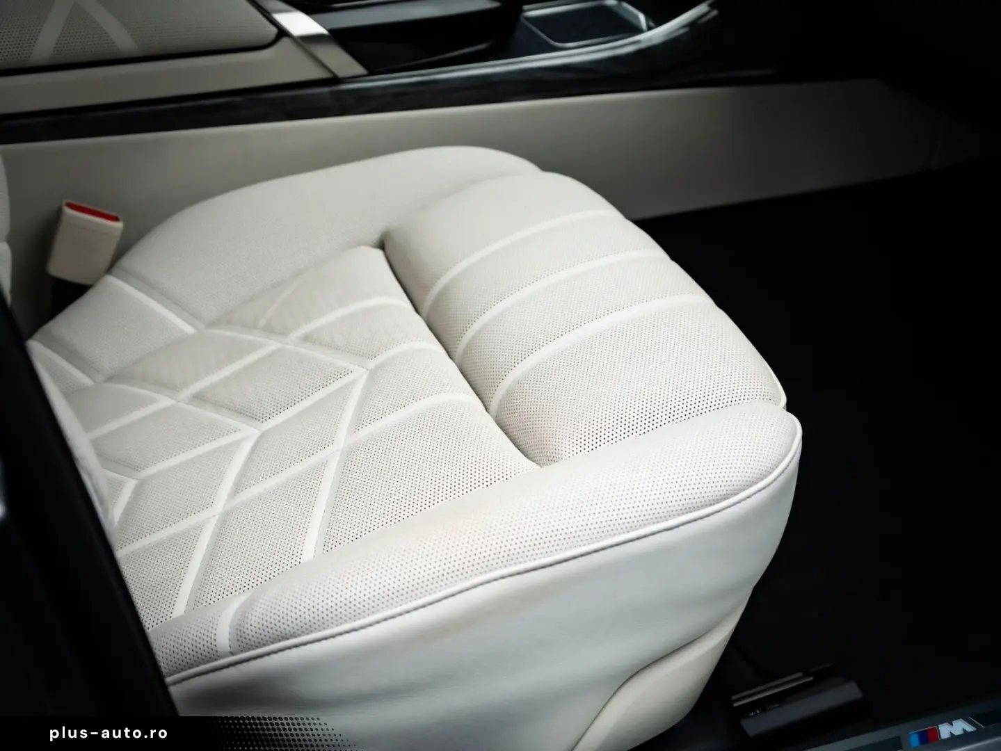 BMW M760 7 M760 e xDrive