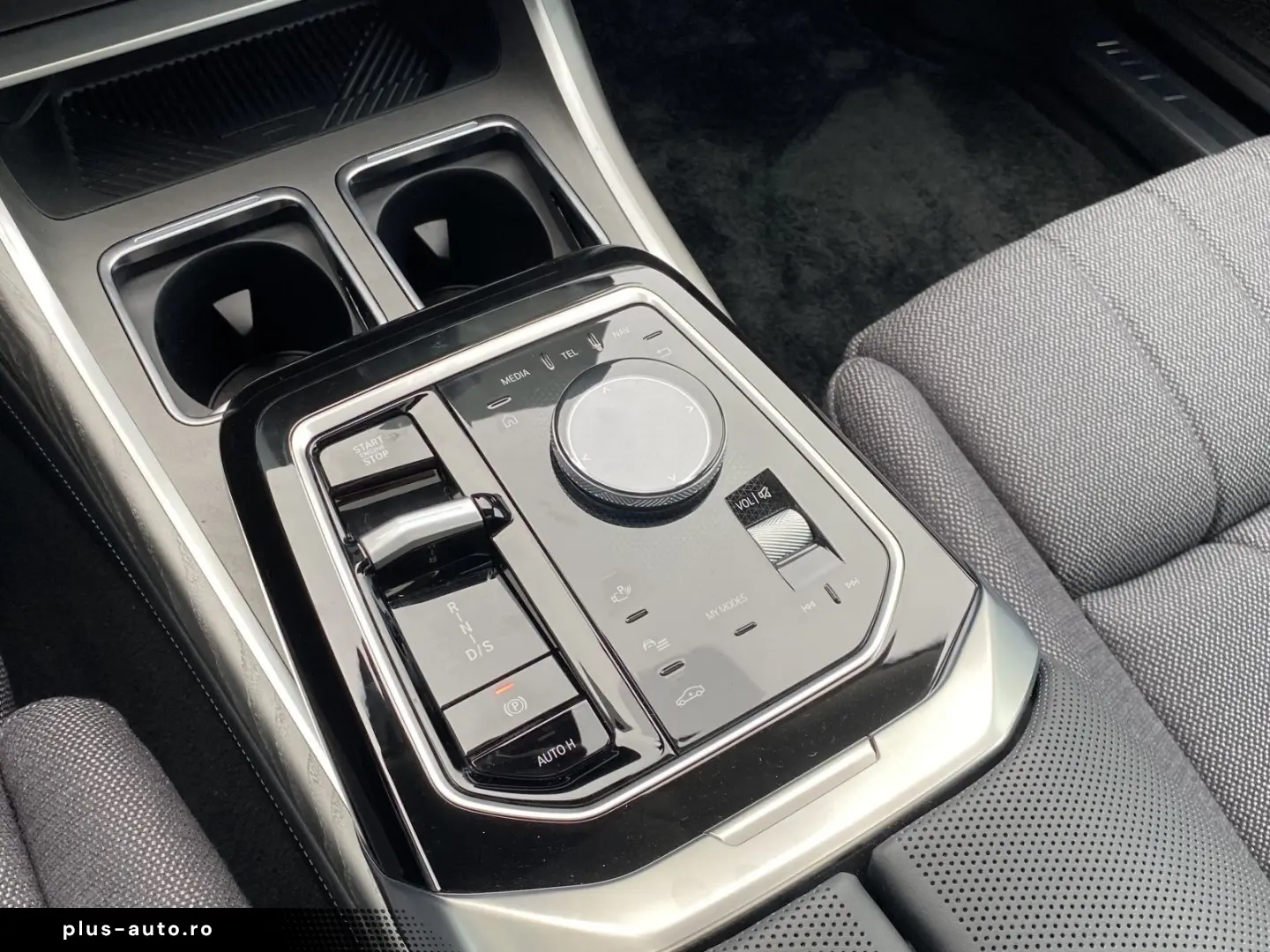 BMW M760e xDrive Inkl. € 1.190 Zubehörbonus TV-Fond-