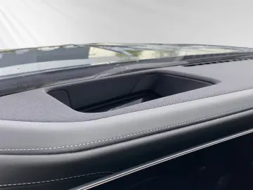 BMW M760e xDrive Inkl. € 1.190 Zubehörbonus TV-Fond-