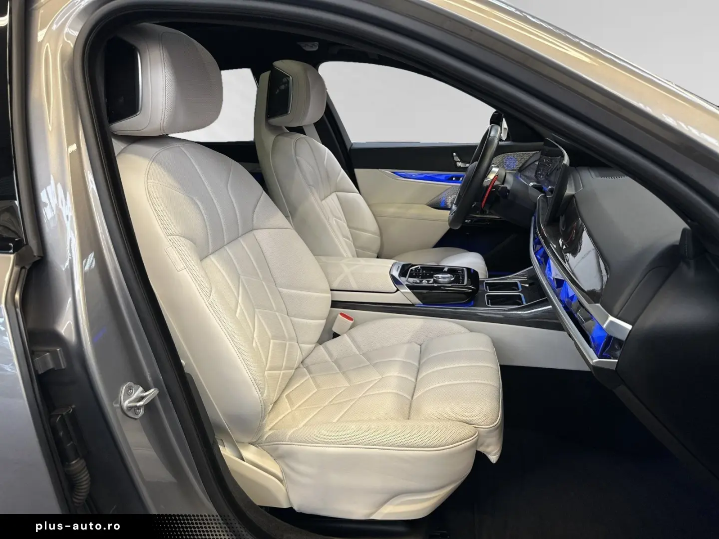 BMW M760e xDrive Inkl. € 1.190 Zubehörbonus AHK B&WD