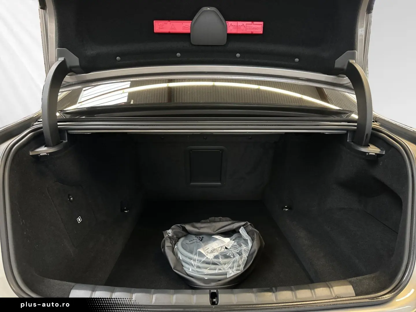 BMW M760e xDrive Inkl. € 1.190 Zubehörbonus AHK B&WD