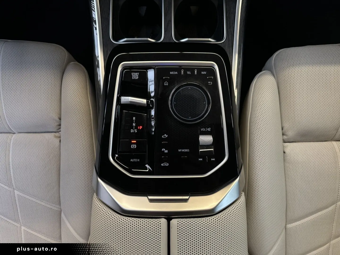 BMW M760e xDrive Inkl. € 1.190 Zubehörbonus AHK B&WD