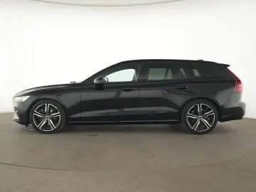 VOLVO V60 Plus Dark Xenium LED Kamera Pano Key Memory
