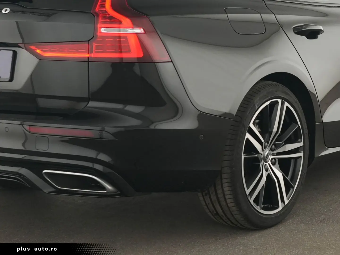 VOLVO V60 Plus Dark Xenium LED Kamera Pano Key Memory