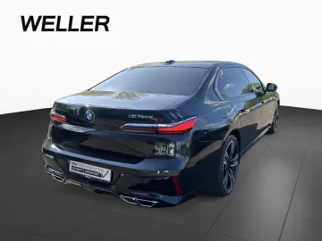 BMW M760e xDr SkyL PA DA-Prof Kristall ExecutiveLo