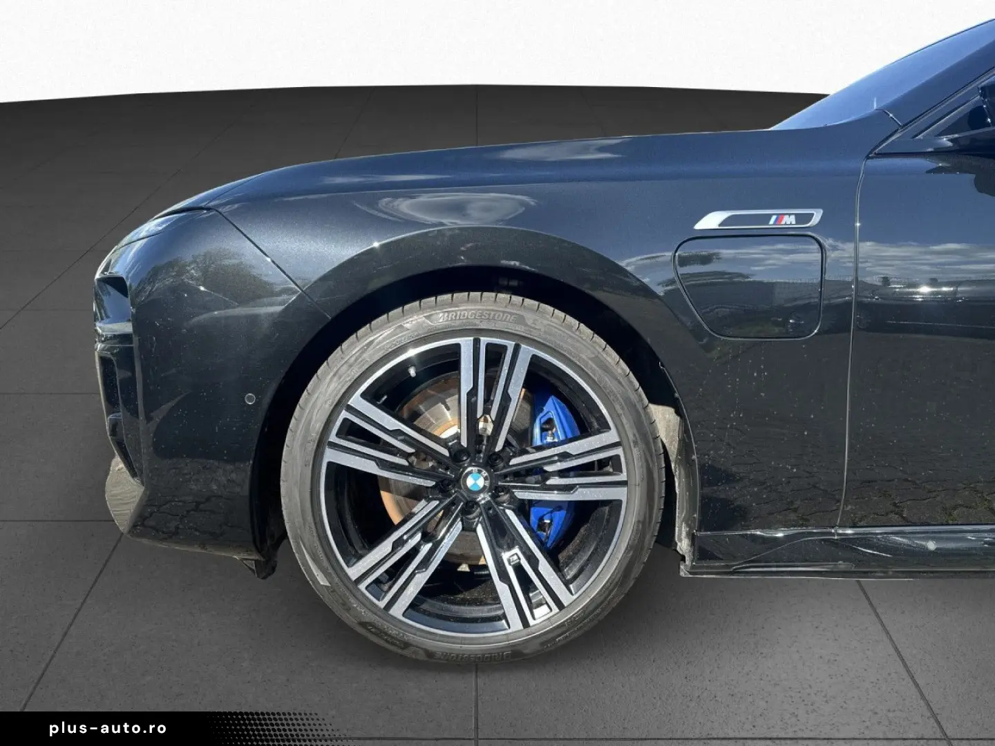 BMW M760e xDr SkyL PA DA-Prof Kristall ExecutiveLo
