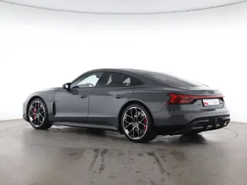 AUDI RS e-tron GT quattro  570 kw 775 PS  HUD Carbon