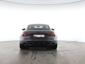 AUDI RS e-tron GT quattro  570 kw 775 PS  HUD Carbon