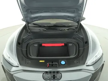 AUDI RS e-tron GT quattro  570 kw 775 PS  HUD Carbon