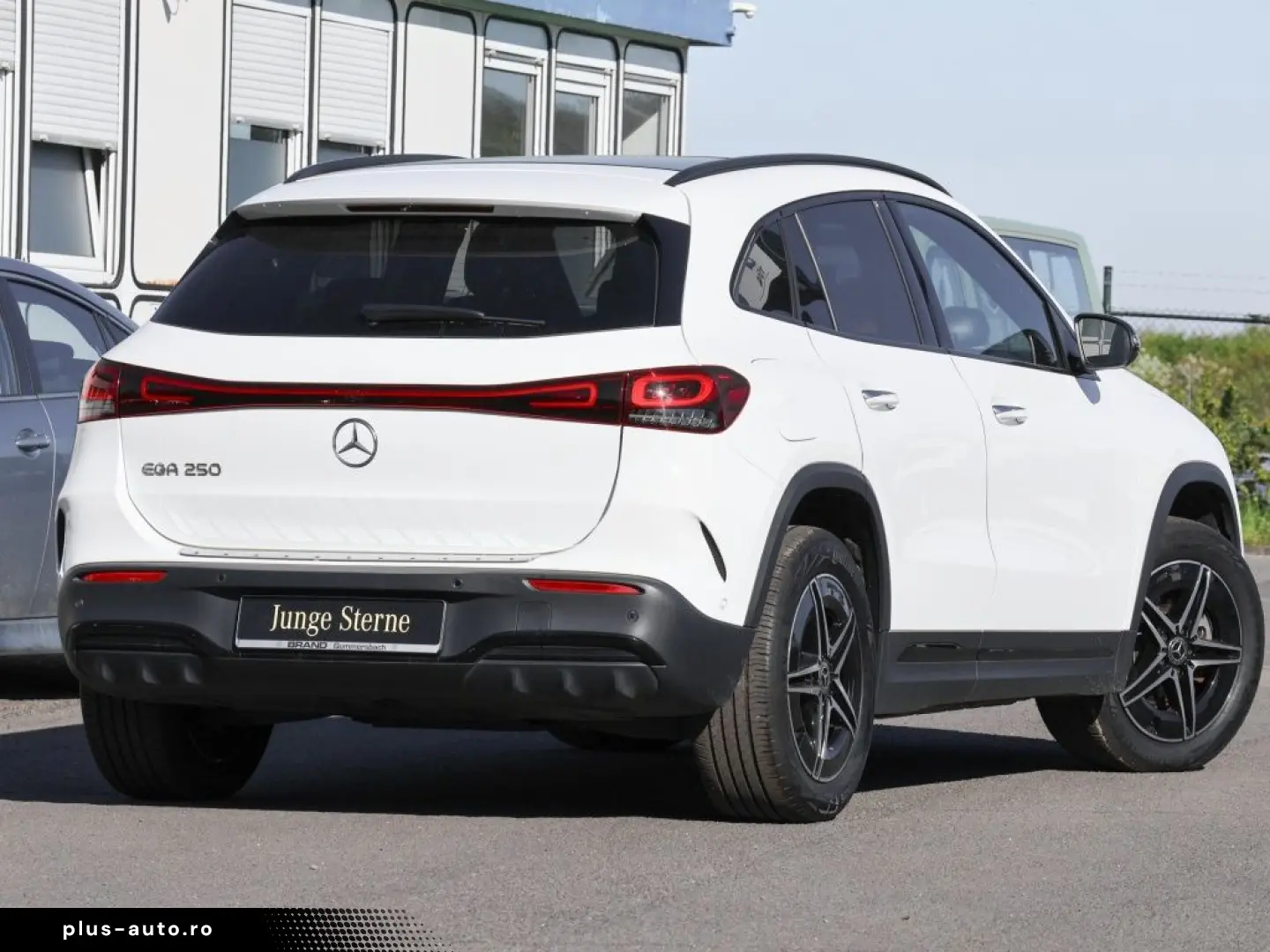 MERCEDES-BENZ EQA 250 AMG-Sport Pano Night HUD Totw &hellip;