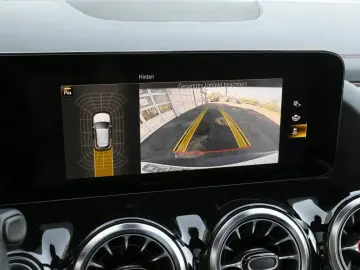 MERCEDES-BENZ EQA 250 AMG-Sport Pano Night HUD Totw …