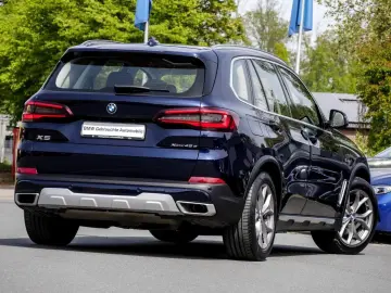 BMW X5 xDrive45e xLine HUD PANO AHK NAVI LED Laser