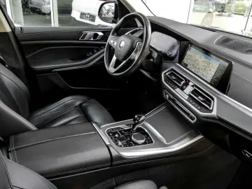 BMW X5 xDrive45e xLine HUD PANO AHK NAVI LED Laser