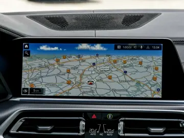 BMW X5 xDrive45e xLine HUD PANO AHK NAVI LED Laser