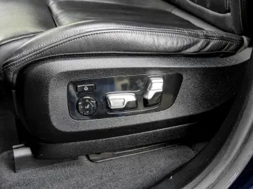 BMW X5 xDrive45e xLine HUD PANO AHK NAVI LED Laser