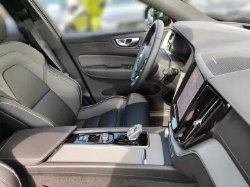 VOLVO XC60 T8 Ultra Black Edition Plug-In Hybrid AWD