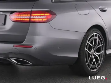 MERCEDES-BENZ E 200 T AMG MBUXHighEnd Pano Burm MBea…