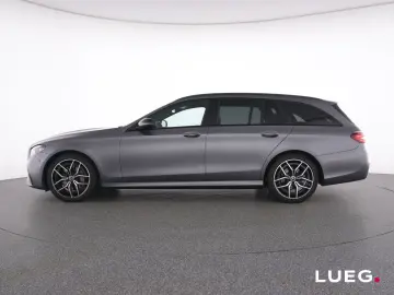 MERCEDES-BENZ E 200 T AMG MBUXHighEnd Pano Burm MBea…
