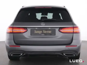 MERCEDES-BENZ E 200 T AMG MBUXHighEnd Pano Burm MBea…