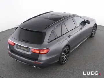 MERCEDES-BENZ E 200 T AMG MBUXHighEnd Pano Burm MBea…