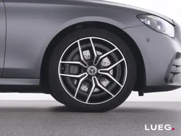 MERCEDES-BENZ E 200 T AMG MBUXHighEnd Pano Burm MBea…