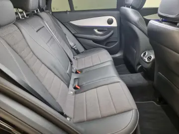 MERCEDES-BENZ E 300 e PHEV LED ACC Navi Digital Kamera