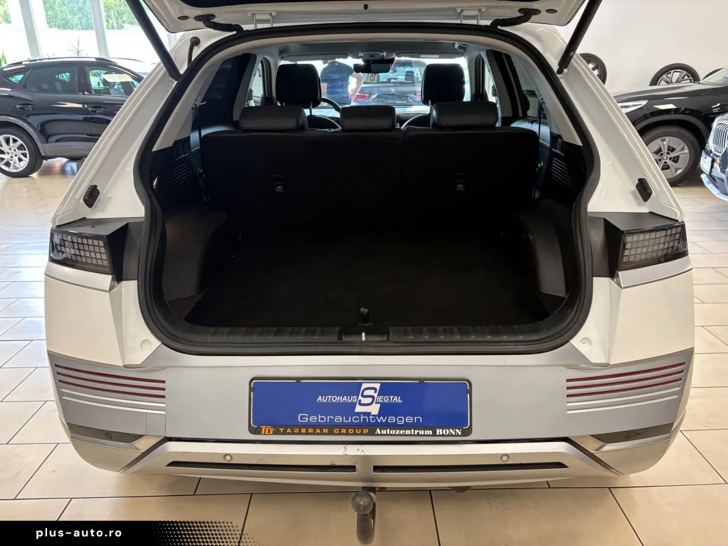 HYUNDAI Ioniq 5 Uniq Leder Pano HUD Memory BOSE 360 Cam