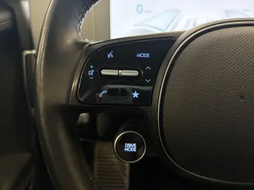 HYUNDAI Ioniq 5 Uniq Leder Pano HUD Memory BOSE 360 Cam