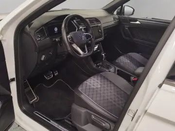 VW Tiguan 2.0 TSI 4Motion DSG R Line ACC Pano Navi