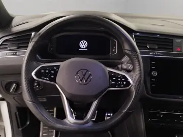 VW Tiguan 2.0 TSI 4Motion DSG R Line ACC Pano Navi
