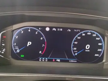 VW Tiguan 2.0 TSI 4Motion DSG R Line ACC Pano Navi