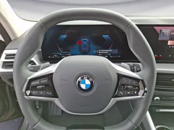 BMW 320i Touring  Navi Kamera LED PDC SHZ DAB