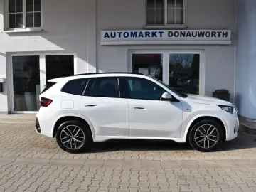 BMW X1 xDrive23d Aut. M Sportpaket Mild Hybrid PanoD