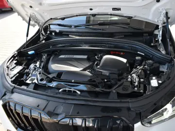 BMW X1 xDrive23d Aut. M Sportpaket Mild Hybrid PanoD