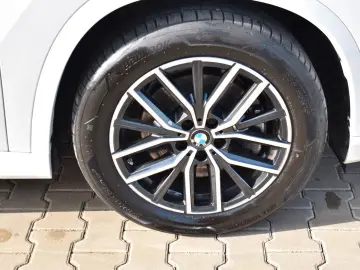BMW X1 xDrive23d Aut. M Sportpaket Mild Hybrid PanoD