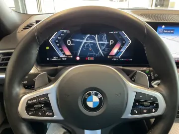 BMW 318d M Sport Leder LED Navi Pano Harman Kardon