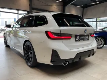 BMW 318d M Sport Leder LED Navi Pano Harman Kardon