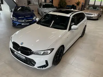 BMW 318d M Sport Leder LED Navi Pano Harman Kardon