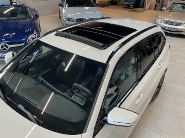 BMW 318d M Sport Leder LED Navi Pano Harman Kardon