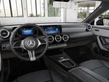 MERCEDES-BENZ CLA 180 SB Progressive Pano Night MBea…