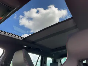 SKODA Kodiaq RS 2.0TSI LED NAV ACC RFK AHK STDHZG PANO